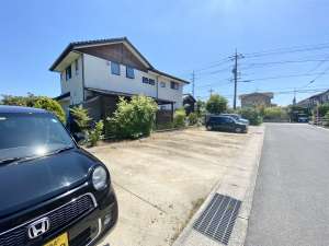 光亦忠泰駐車場