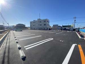 萩原ビル駐車場